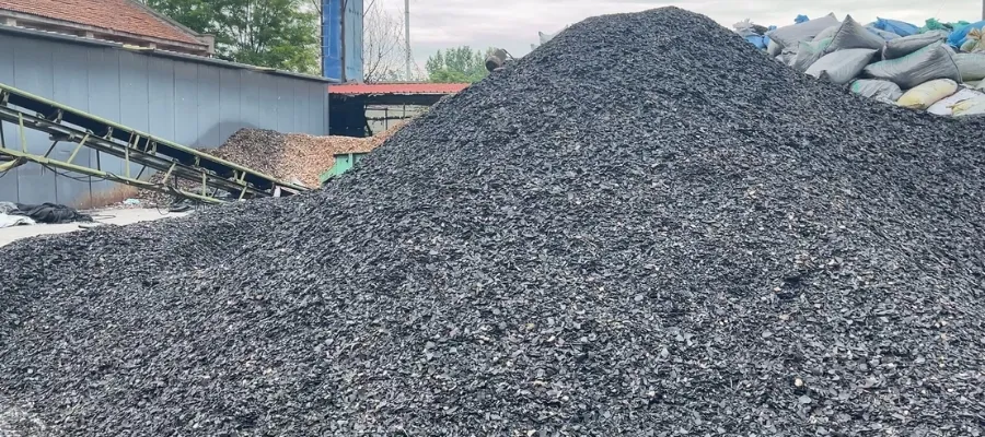 Material carbonizado activado para recuperacion de oro
